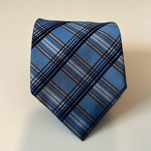 NWOT 100% Silk Men’s Tie Blue
